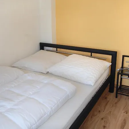 Pitstop & Boardinghouse Ξενοδοχείο με διαμερίσματα *